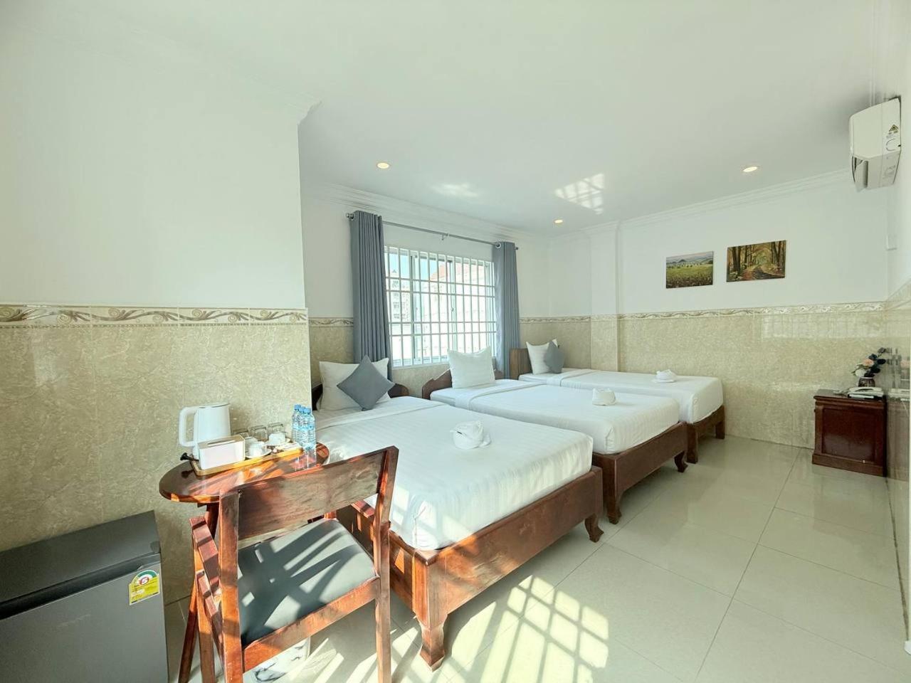 White Corner Hotel Phnom Penh Ngoại thất bức ảnh